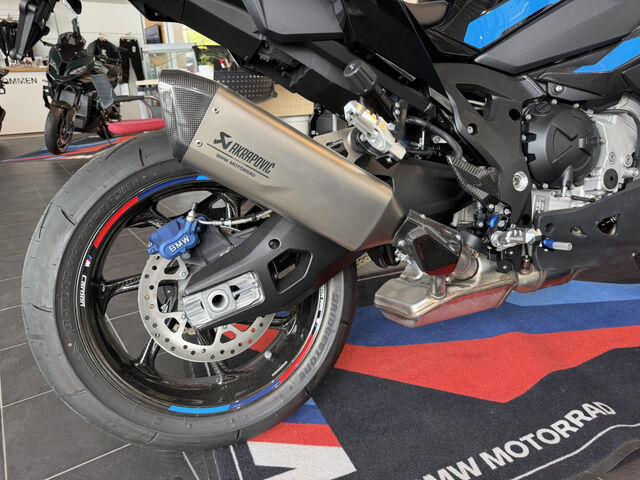 BMW M 1000 XR M Competition + Carbon Paket Ansicht 9 für Fahrzeugdetailseite
