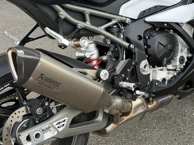 BMW BMW S 1000 RR M-Paket Race-Paket Dynamik-Paket Ansicht 9 für Fahrzeugdetailseite
