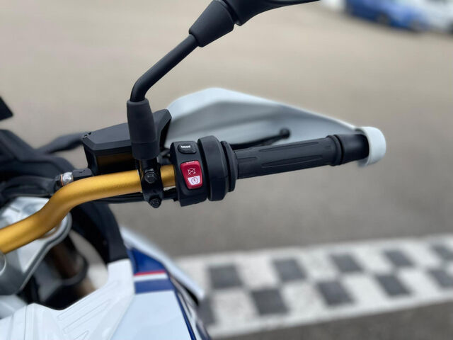 BMW F 450 GS Easy Ride Clutch Kreuzspeichen Navigation Ansicht 11 für Fahrzeugdetailseite