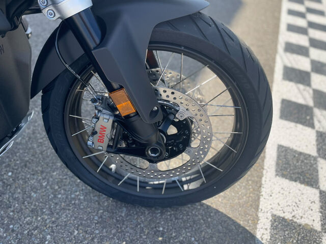 BMW R 1300 GS 3 Pakete Adaptive Fahrzeughöhenregelung Ansicht 14 für Fahrzeugdetailseite