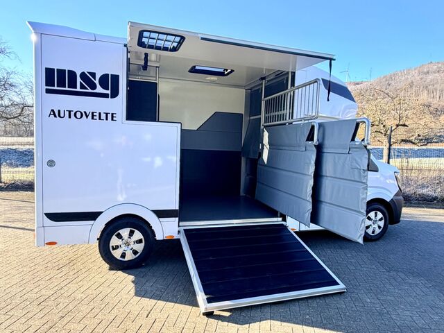 RENAULT Master Pferdetransporter MSG Ansicht 13 für Fahrzeugdetailseite