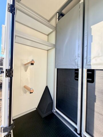 RENAULT Master Pferdetransporter MSG Ansicht 8 für Fahrzeugdetailseite