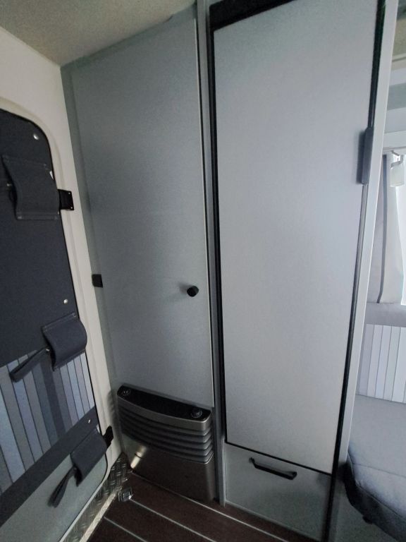 KNAUS 480 QL Black Selection Ansicht 13 für Fahrzeugdetailseite