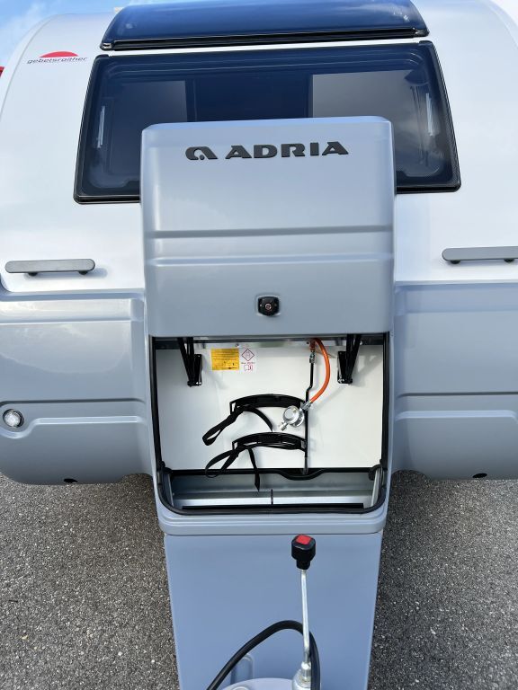 ADRIA 391 PD - ab Euro 27.020,-- Ansicht 4 für Fahrzeugdetailseite
