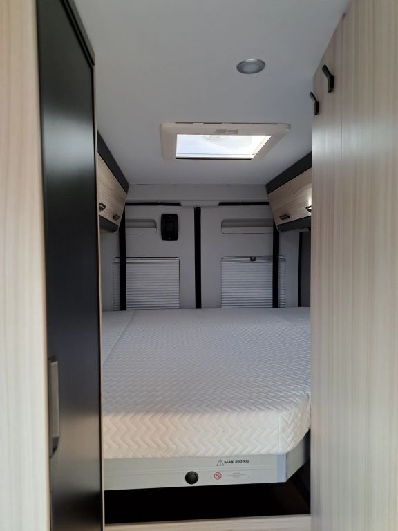 SUN LIVING 65 GX - mit Hubbett im Heck Ansicht 16 für Fahrzeugdetailseite