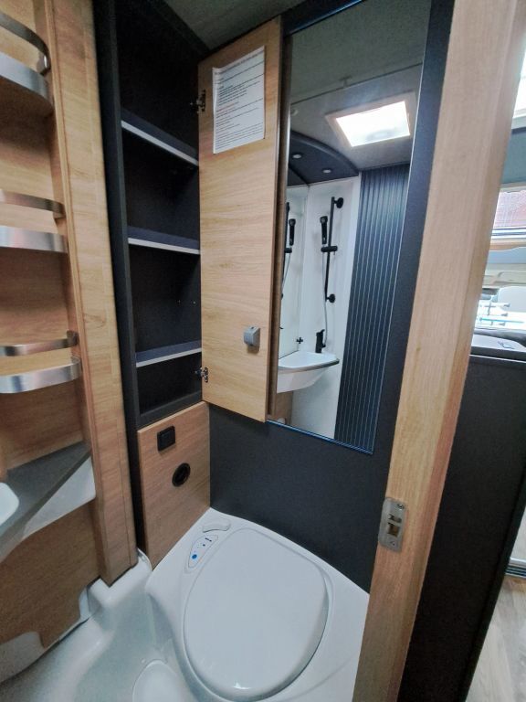 KNAUS 650 MEG Platinum Selection Ansicht 27 für Fahrzeugdetailseite