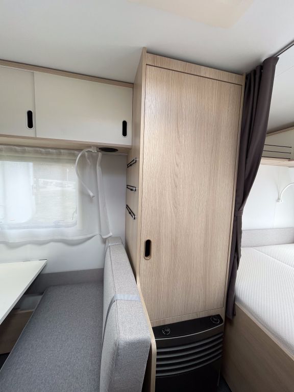 ADRIA 400 PS Ansicht 14 für Fahrzeugdetailseite