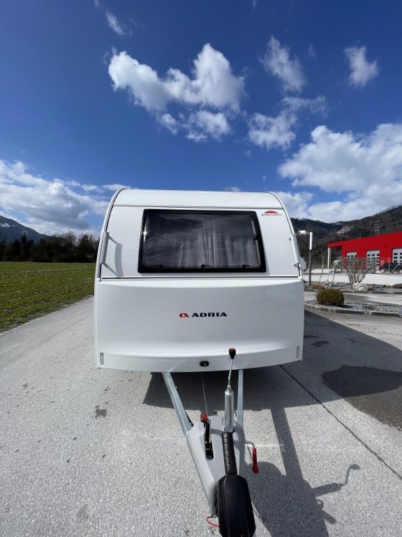 ADRIA 400 PS Ansicht 4 für Fahrzeugdetailseite
