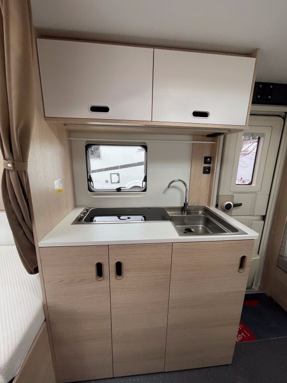 ADRIA 492 LU Ansicht 11 für Fahrzeugdetailseite