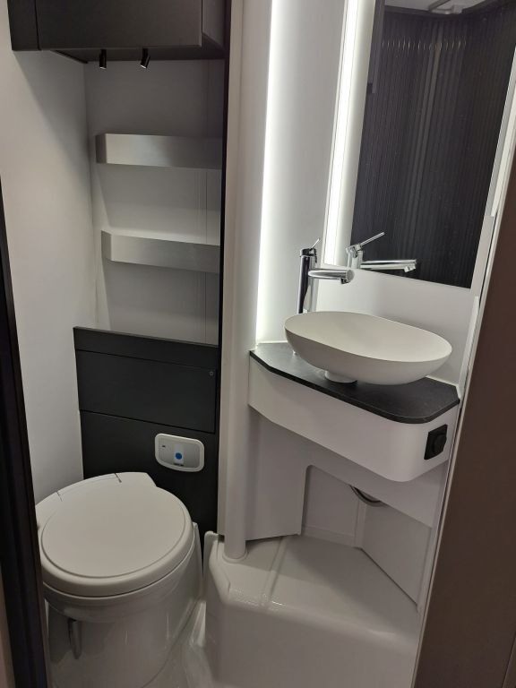 ADRIA Select DL - ab Euro 95.090.-- Ansicht 16 für Fahrzeugdetailseite