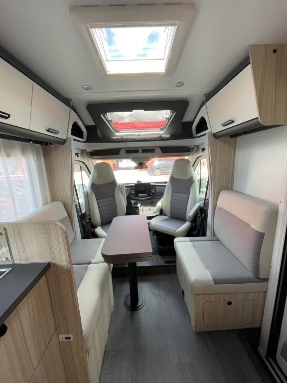SUN LIVING 70 DL -20ED- ab Euro 76.084,-- Ansicht 18 für Fahrzeugdetailseite