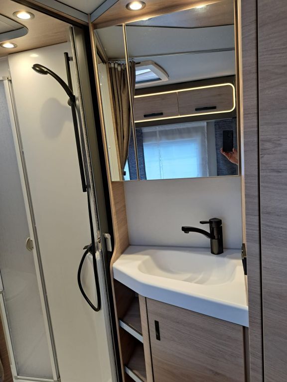 WEINSBERG 600 MF Ansicht 20 für Fahrzeugdetailseite