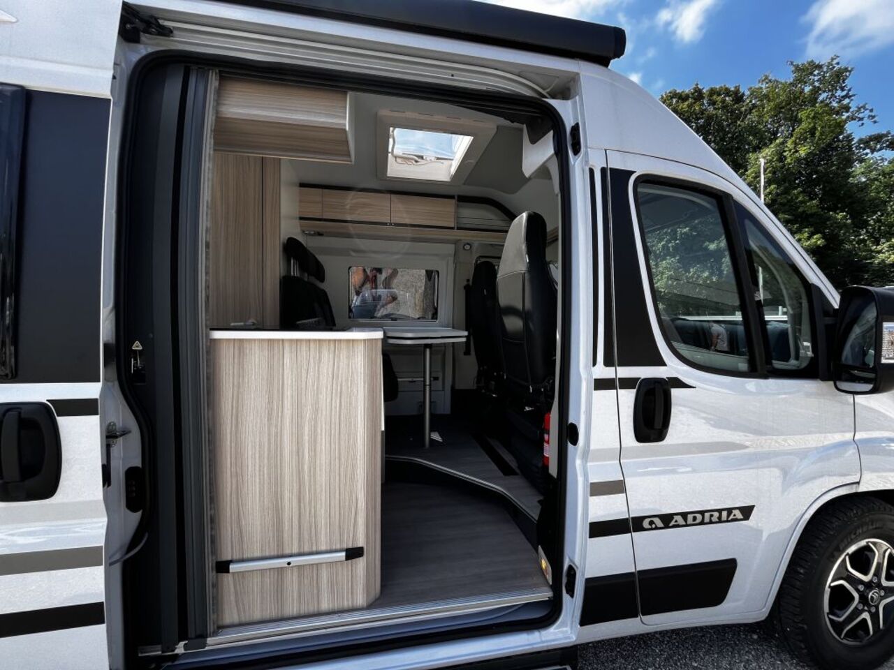 ADRIA Axess 600 SP Abverkauf-Sie sparen 7.810,-- Ansicht 8 für Fahrzeugdetailseite