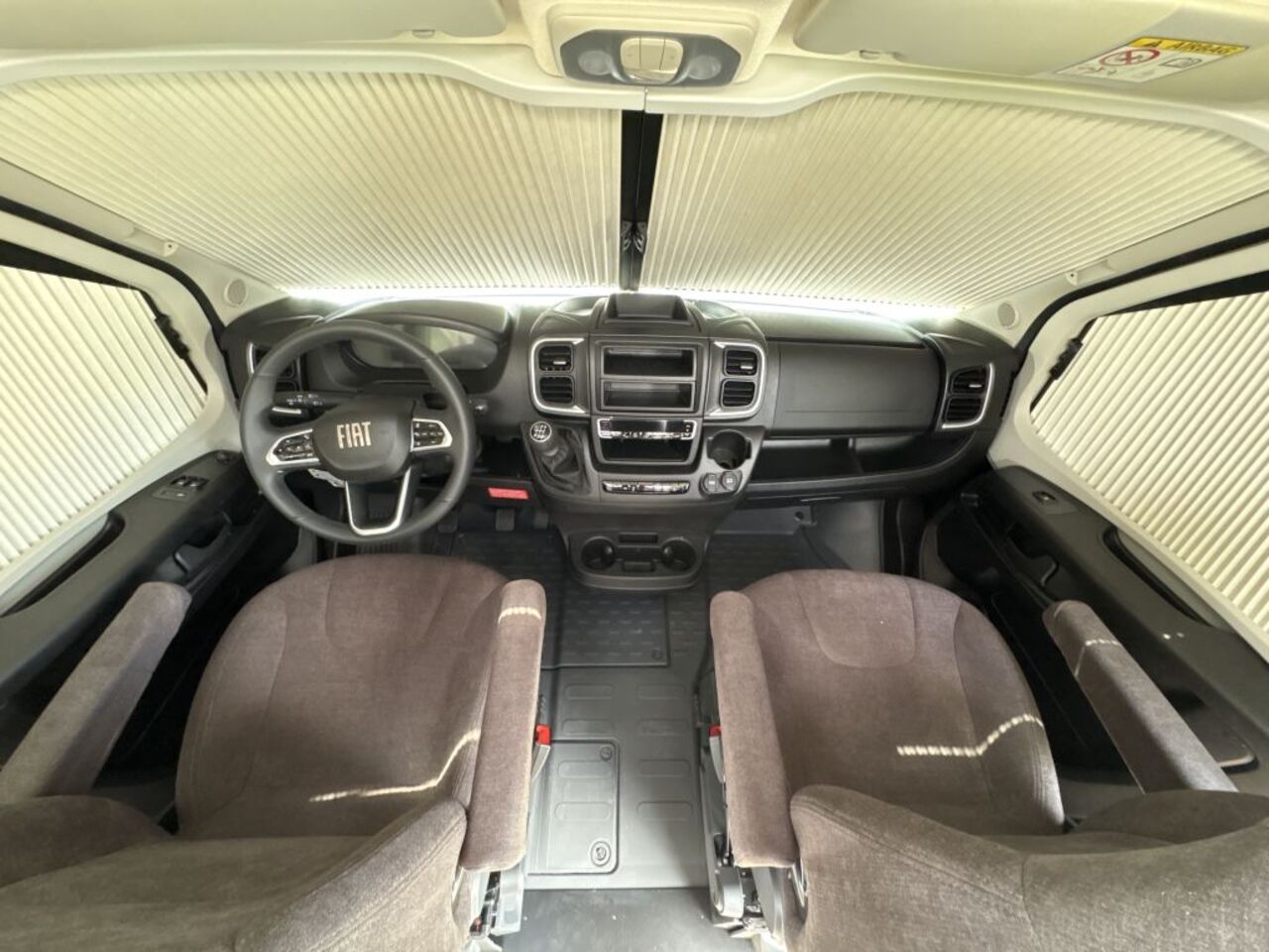 LAIKA 600 - ab Euro 85,789,-- Ansicht 18 für Fahrzeugdetailseite