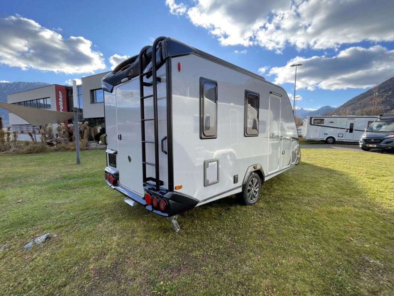 KNAUS 480 QL Black Selection Ansicht 4 für Fahrzeugdetailseite