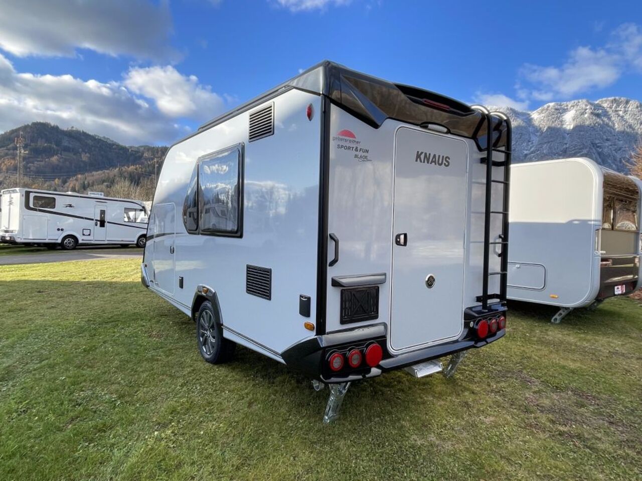 KNAUS 480 QL Black Selection Ansicht 6 für Fahrzeugdetailseite