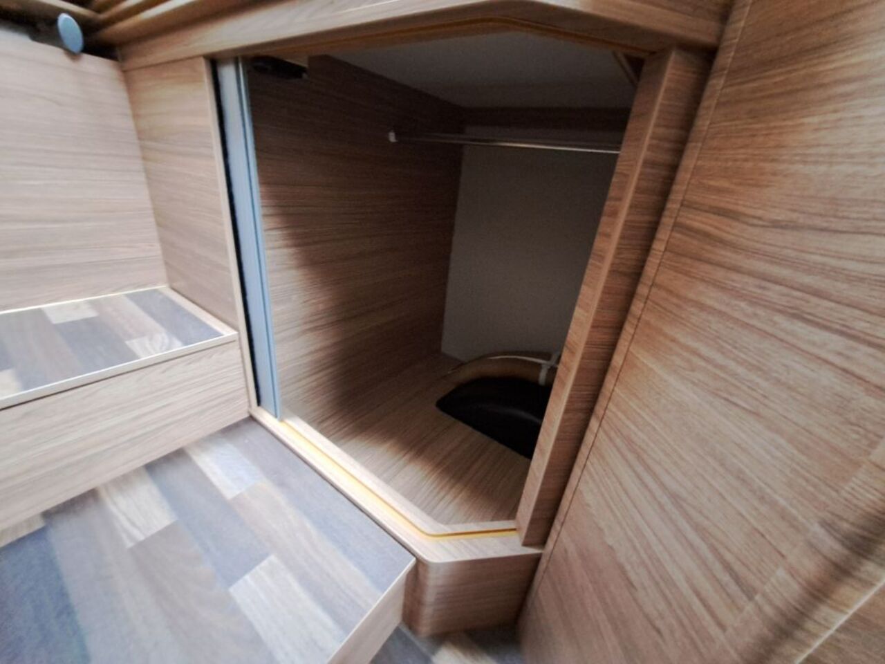 WEINSBERG 600 MEG EDITION [PEPPER] Ansicht 10 für Fahrzeugdetailseite