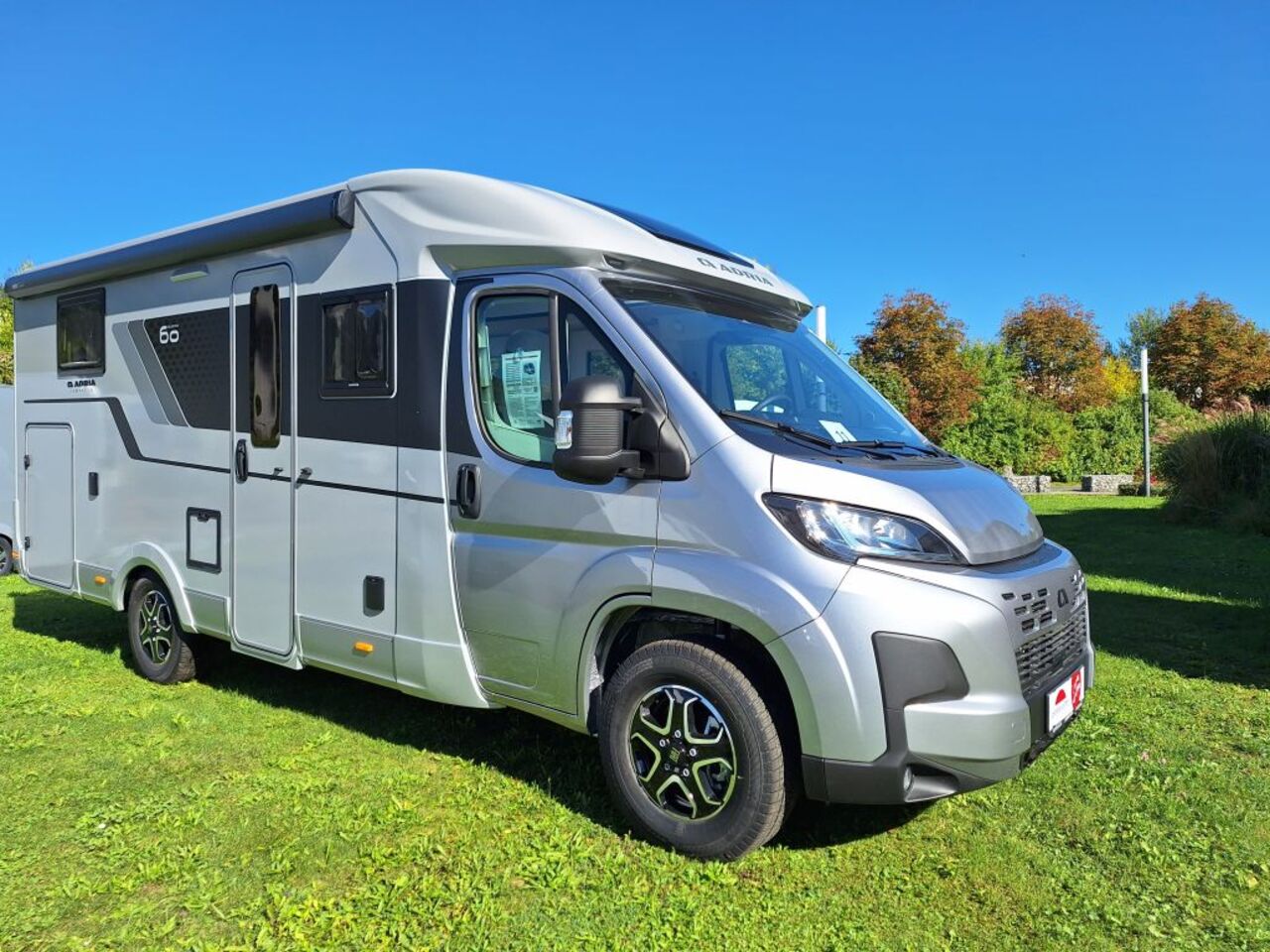 ADRIA DL 60 Years - Jubiläumsmodel - Automatik Ansicht 1 für Fahrzeugdetailseite