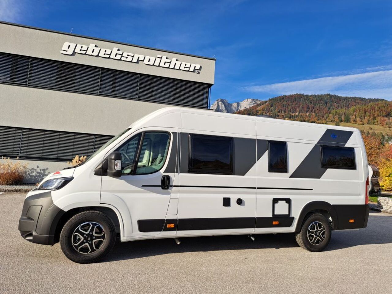 SUN LIVING 65 GX - mit Hubbett im Heck Ansicht 7 für Fahrzeugdetailseite