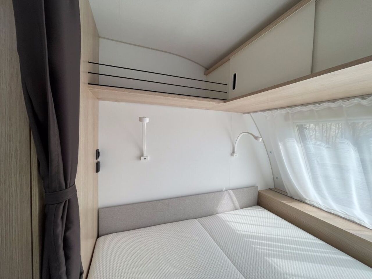 ADRIA 400 PS Ansicht 10 für Fahrzeugdetailseite