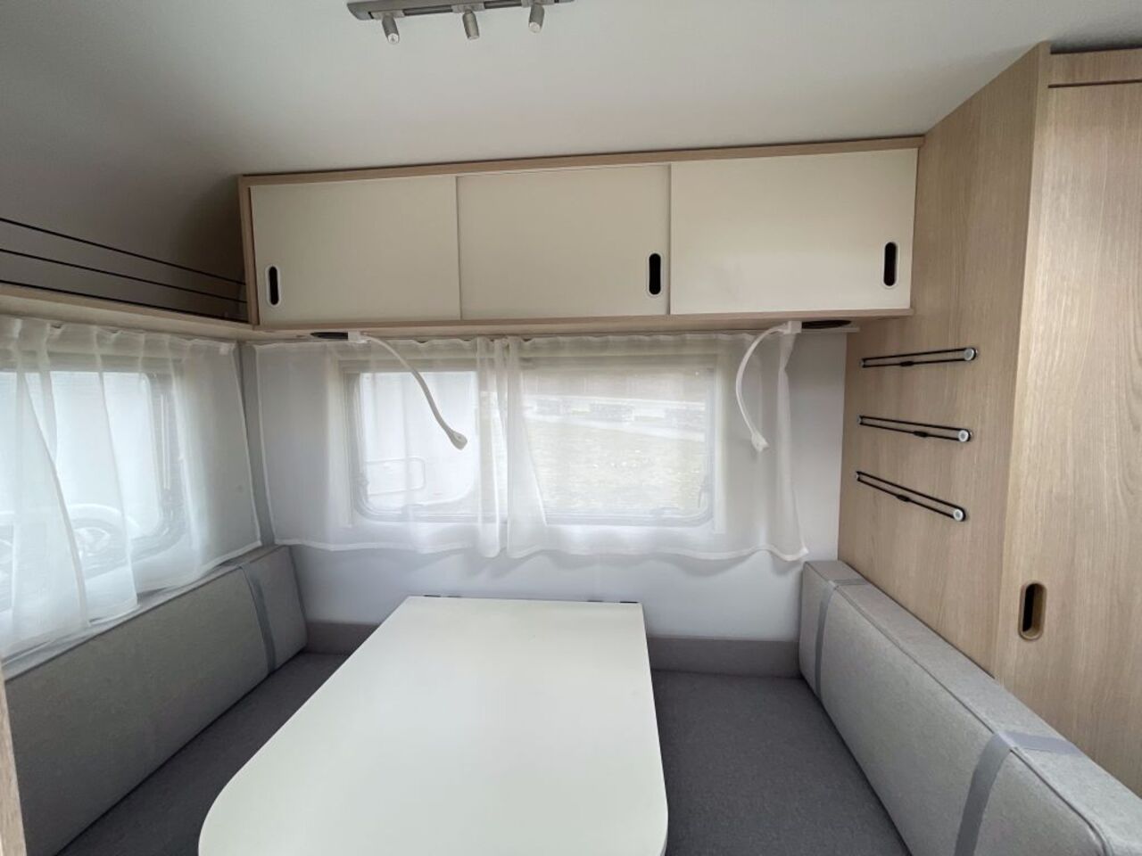 ADRIA 400 PS Ansicht 23 für Fahrzeugdetailseite