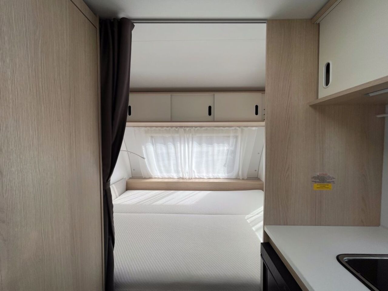 ADRIA 400 PS Ansicht 9 für Fahrzeugdetailseite