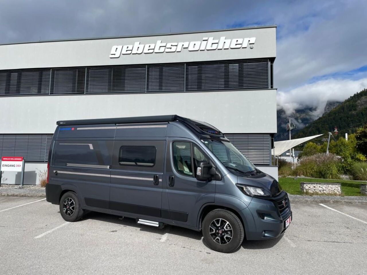 EURAMOBIL 595 HB -Jungwagen mit nur 6.594 km. Ansicht 1 für Fahrzeugdetailseite
