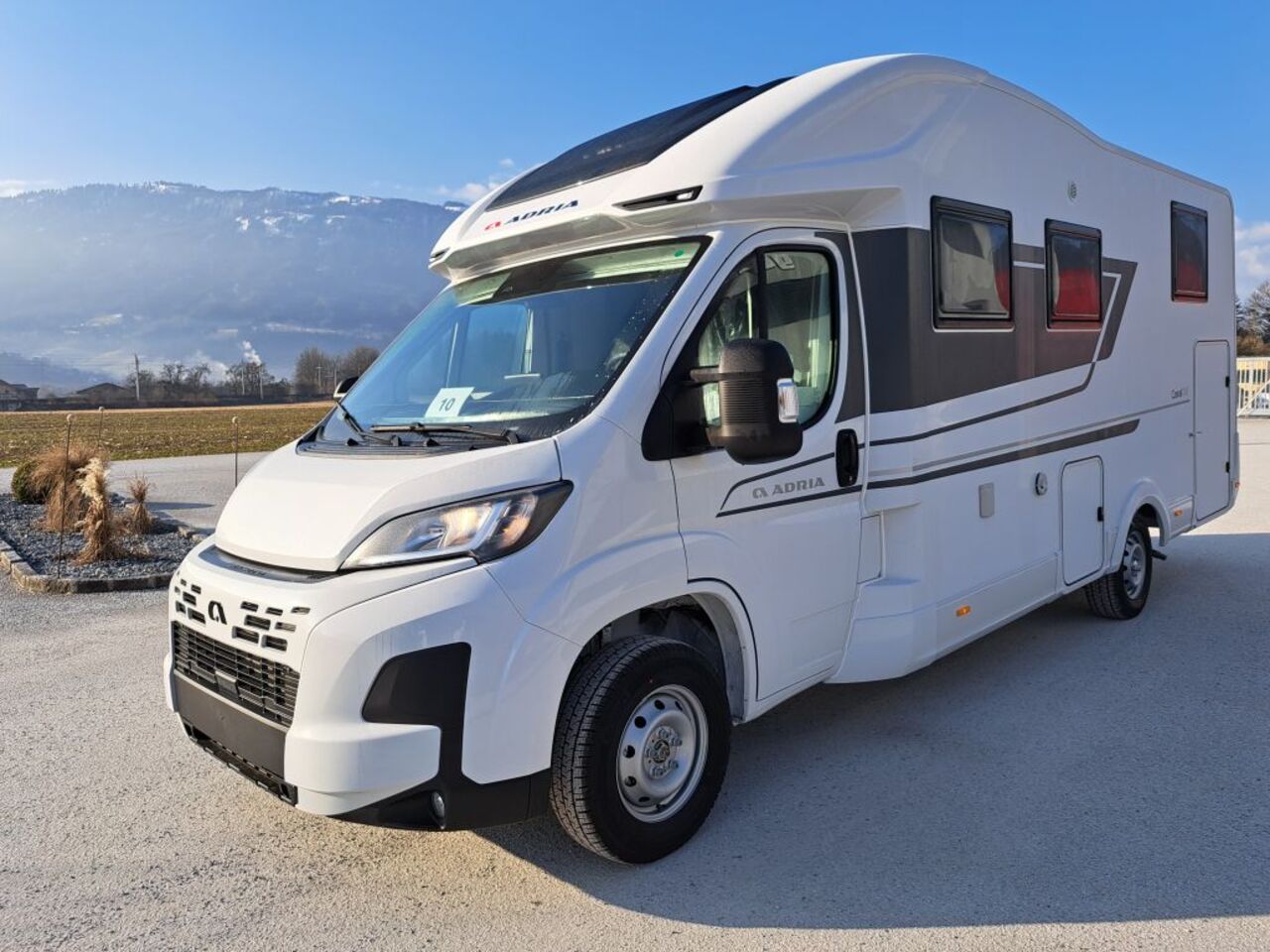 ADRIA Axess 650 DL Ansicht 1 für Fahrzeugdetailseite