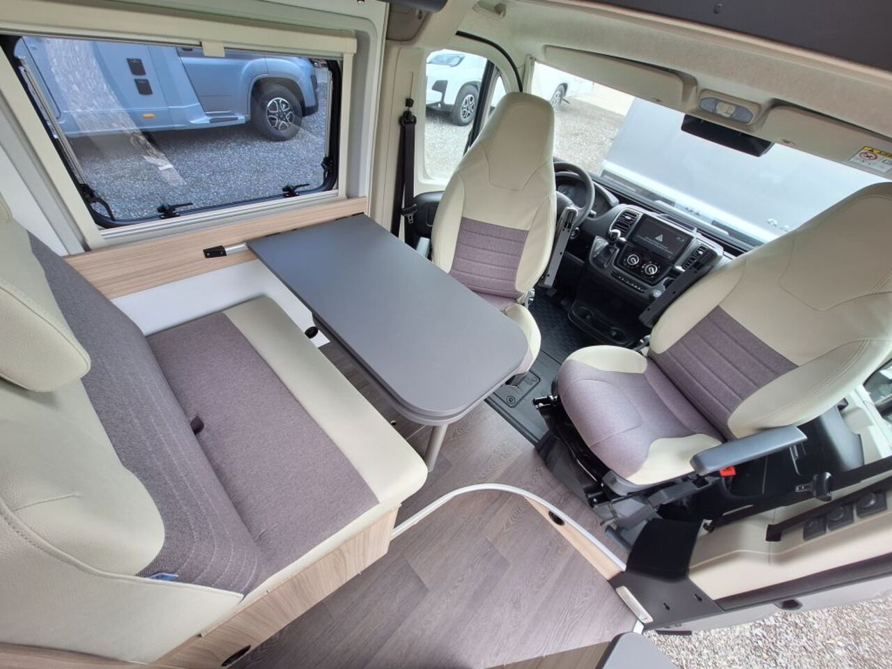 SUN LIVING 65 GX -20ED - ab Euro 79.070,-- Ansicht 7 für Fahrzeugdetailseite