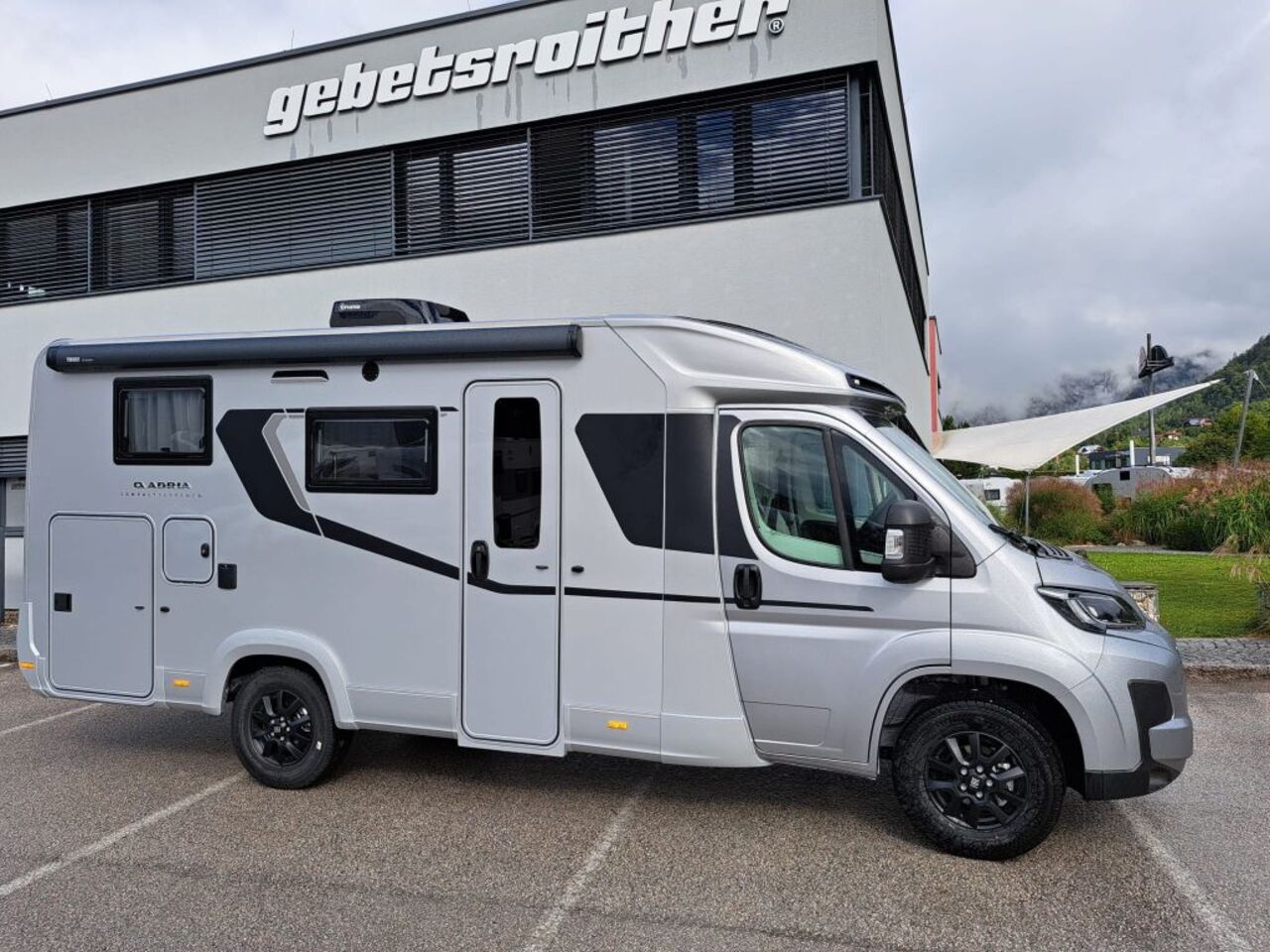 ADRIA Supreme SL - ab Euro 103.020,-- Ansicht 4 für Fahrzeugdetailseite