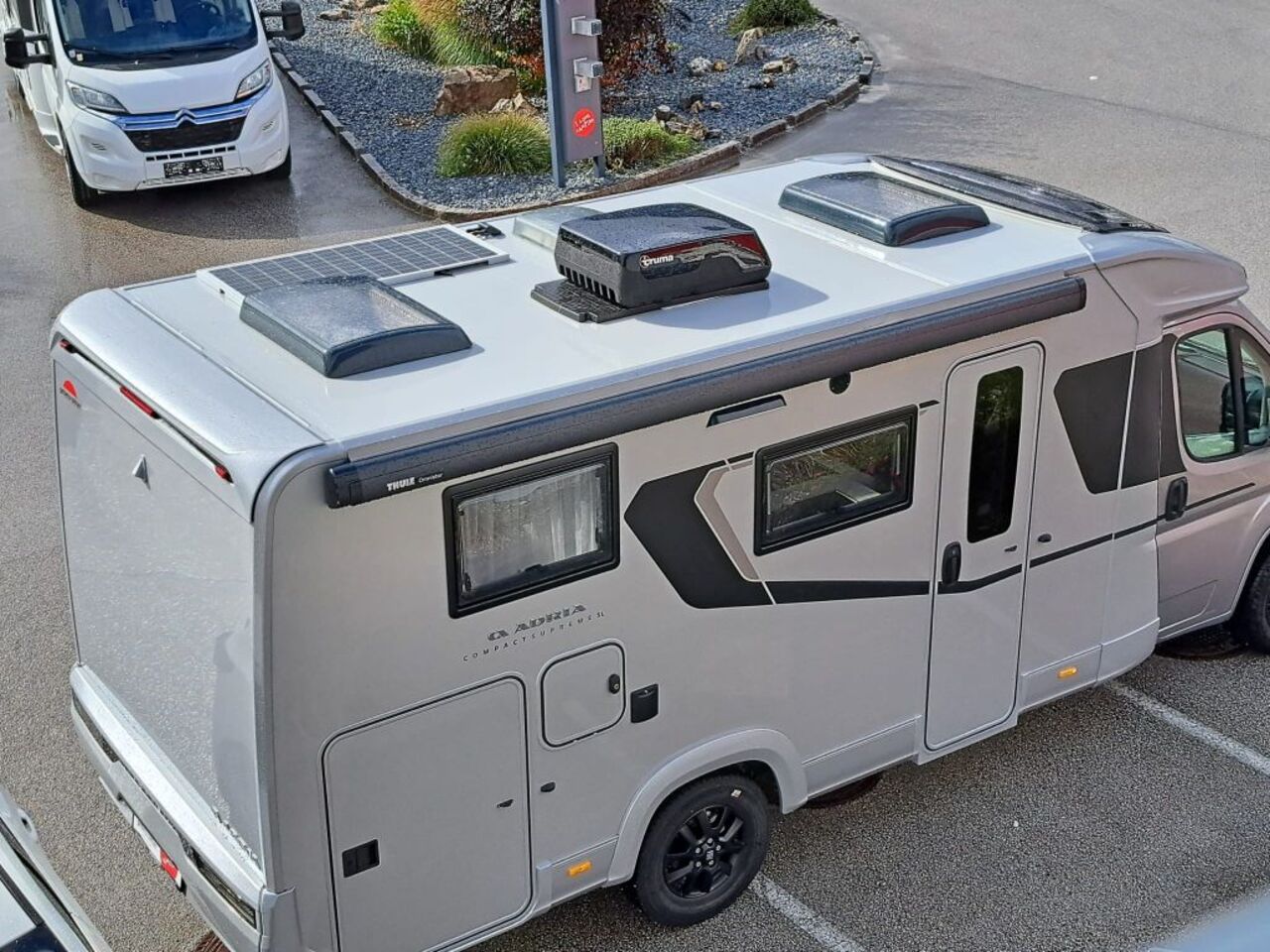 ADRIA Supreme SL - ab Euro 103.020,-- Ansicht 7 für Fahrzeugdetailseite