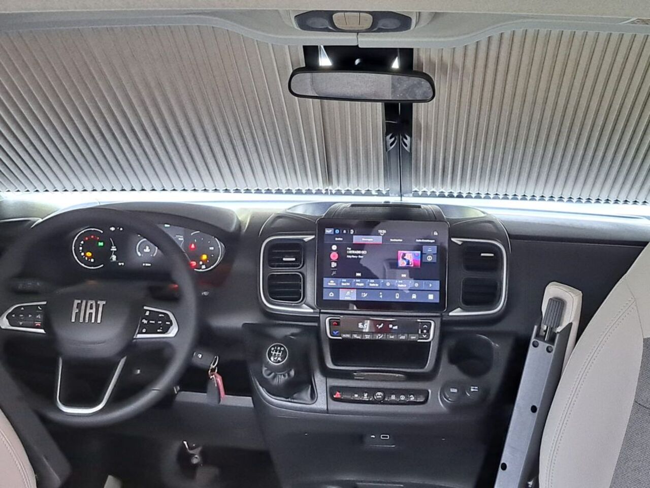 ADRIA Supreme SL - ab Euro 103.020,-- Ansicht 8 für Fahrzeugdetailseite