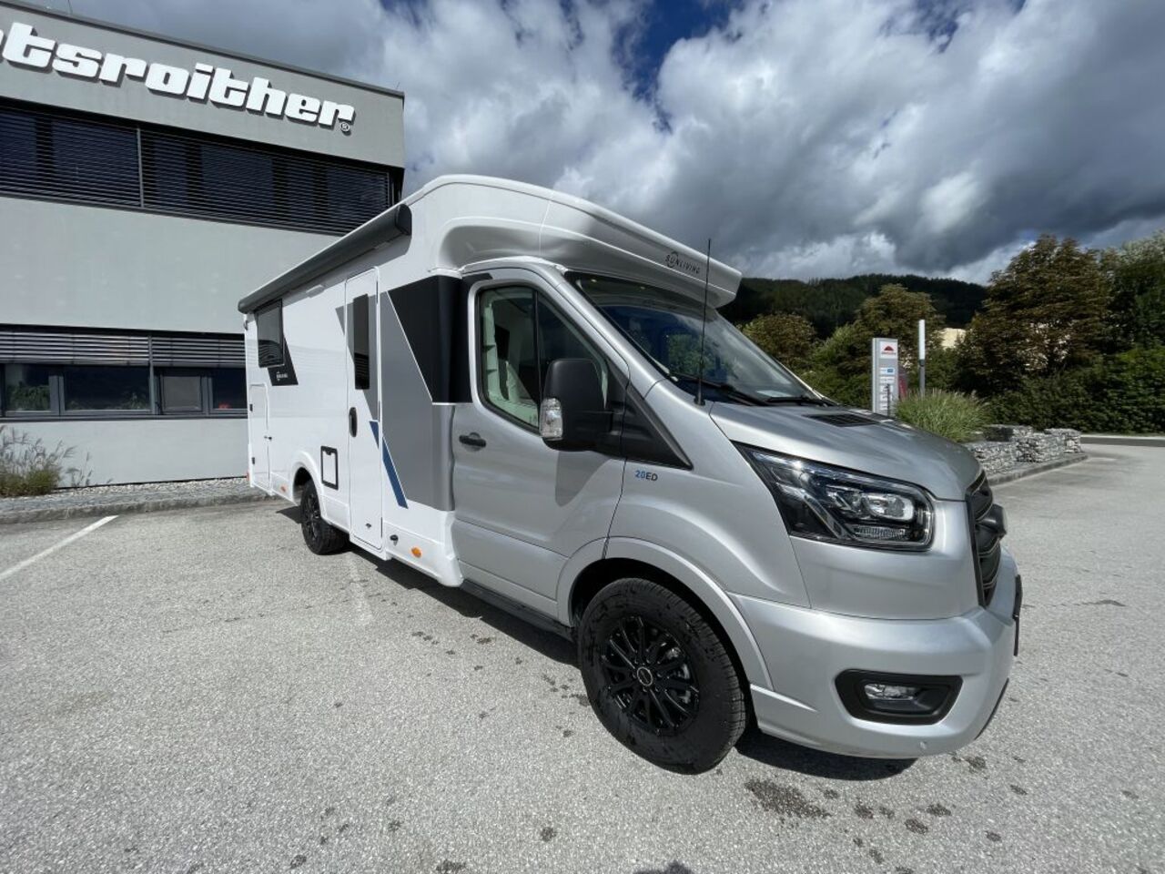 SUN LIVING 70 DL -20ED- ab Euro 76.084,-- Ansicht 4 für Fahrzeugdetailseite