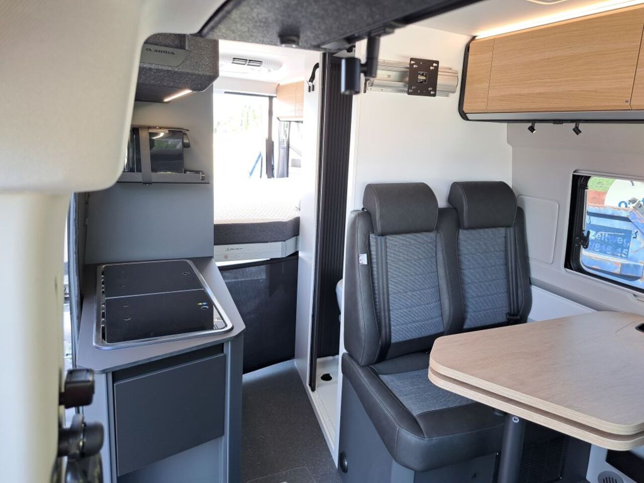 ADRIA 640 SGX 60 Years Ansicht 14 für Fahrzeugdetailseite