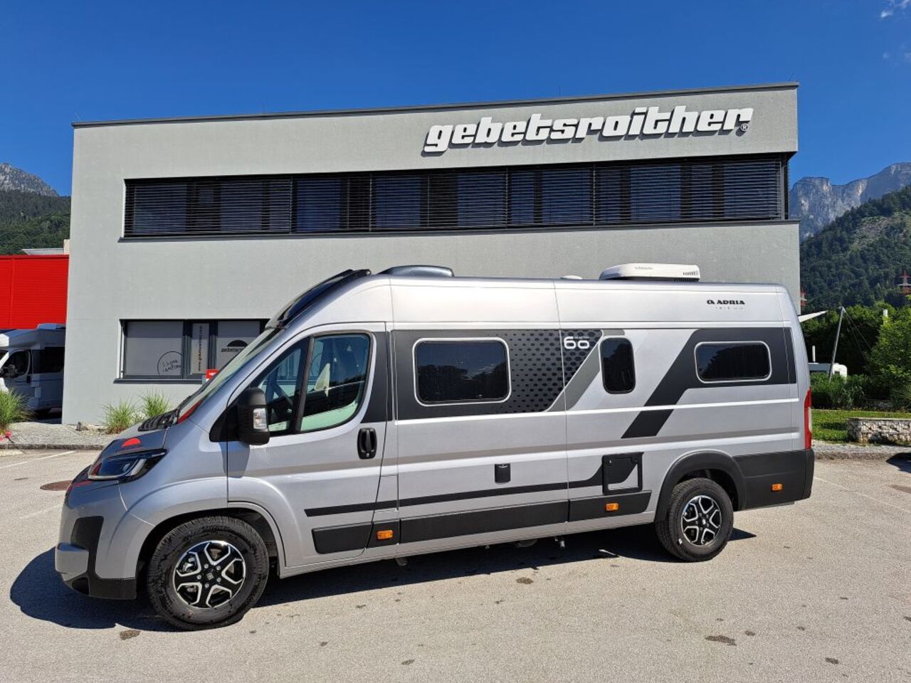 ADRIA 640 SGX 60 Years Ansicht 5 für Fahrzeugdetailseite
