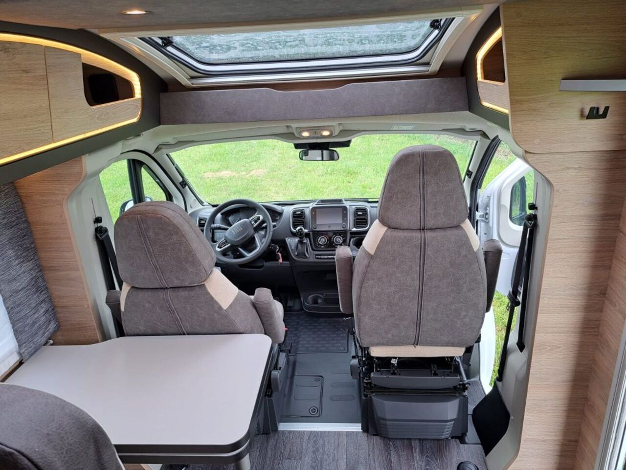 WEINSBERG 600 MEG EDITION [PEPPER] Ansicht 8 für Fahrzeugdetailseite