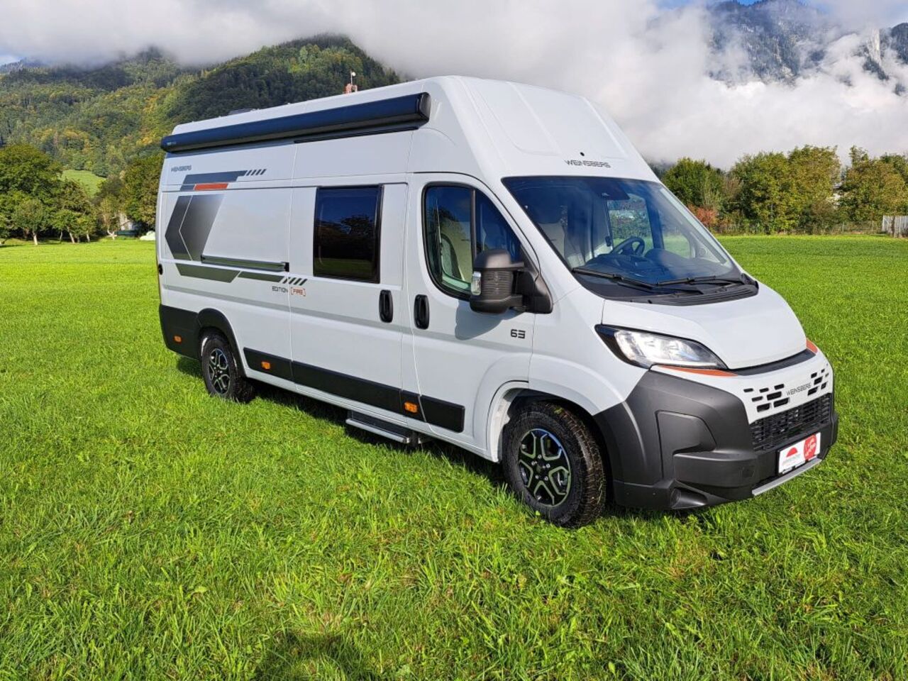 WEINSBERG 630 MEG Outlow Ansicht 1 für Fahrzeugdetailseite