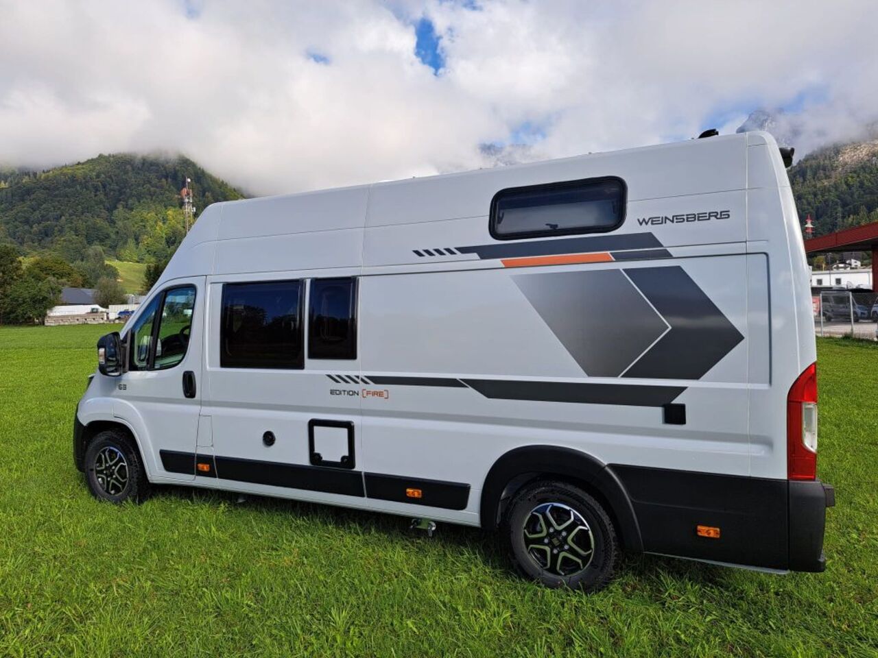 WEINSBERG 630 MEG Outlow Ansicht 4 für Fahrzeugdetailseite