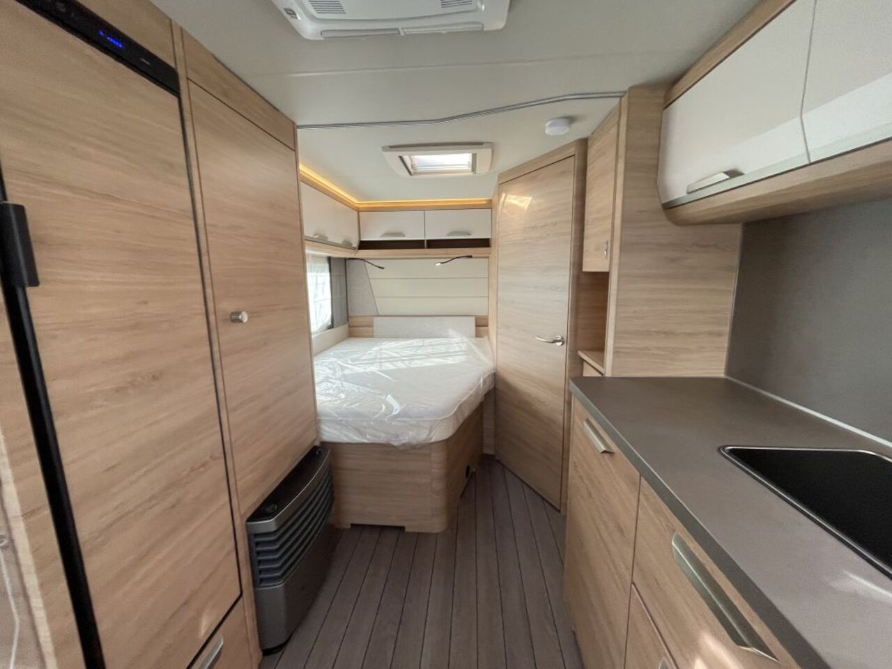 KNAUS 580 UF Black Selection Ansicht 11 für Fahrzeugdetailseite