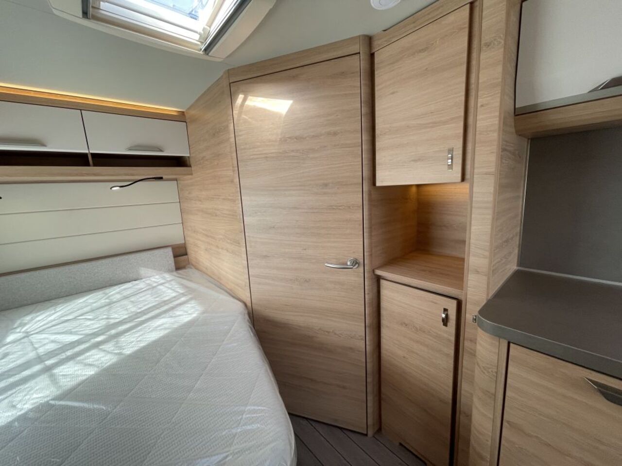 KNAUS 580 UF Black Selection Ansicht 16 für Fahrzeugdetailseite
