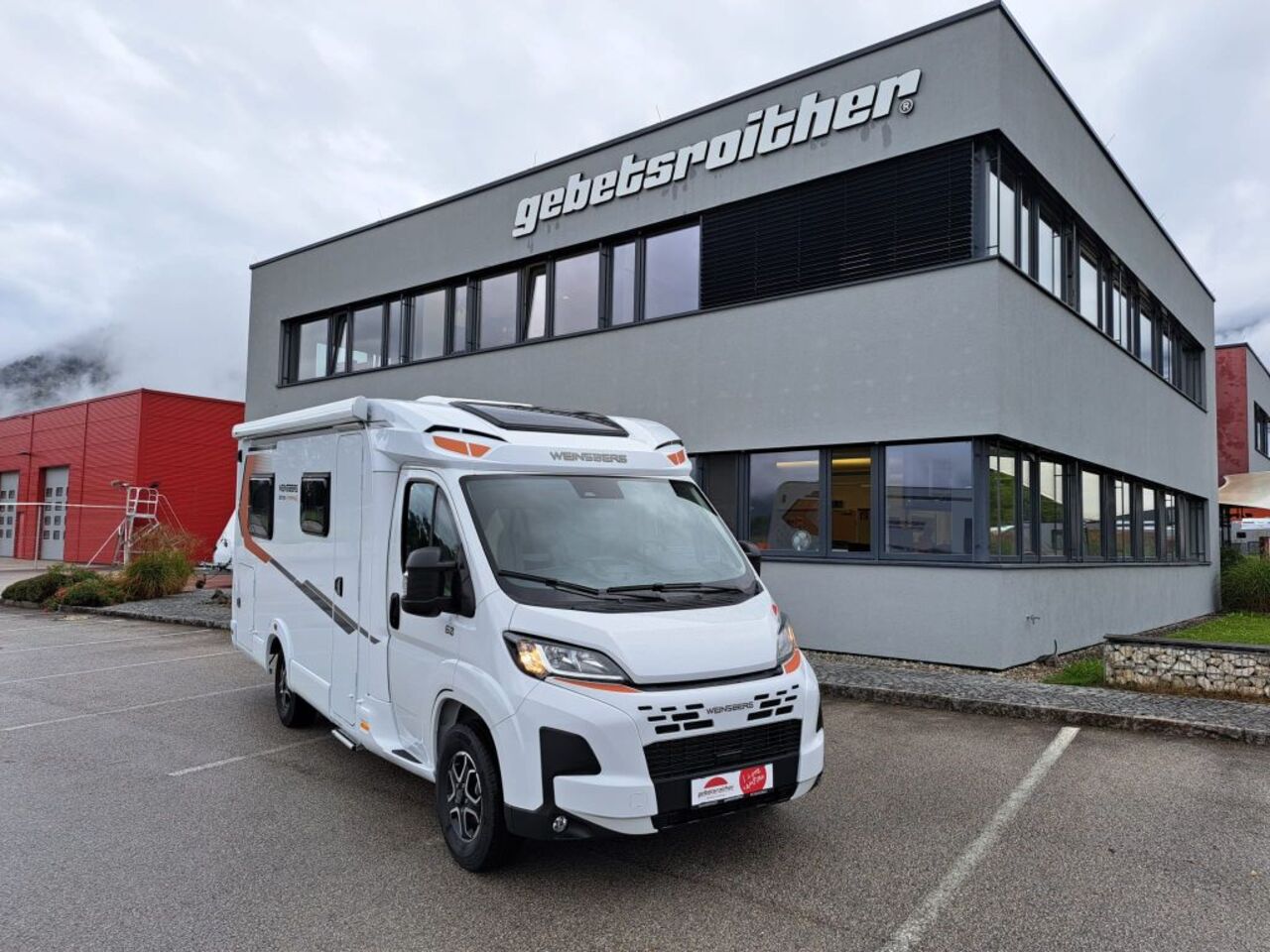 WEINSBERG 600 MF Ansicht 1 für Fahrzeugdetailseite