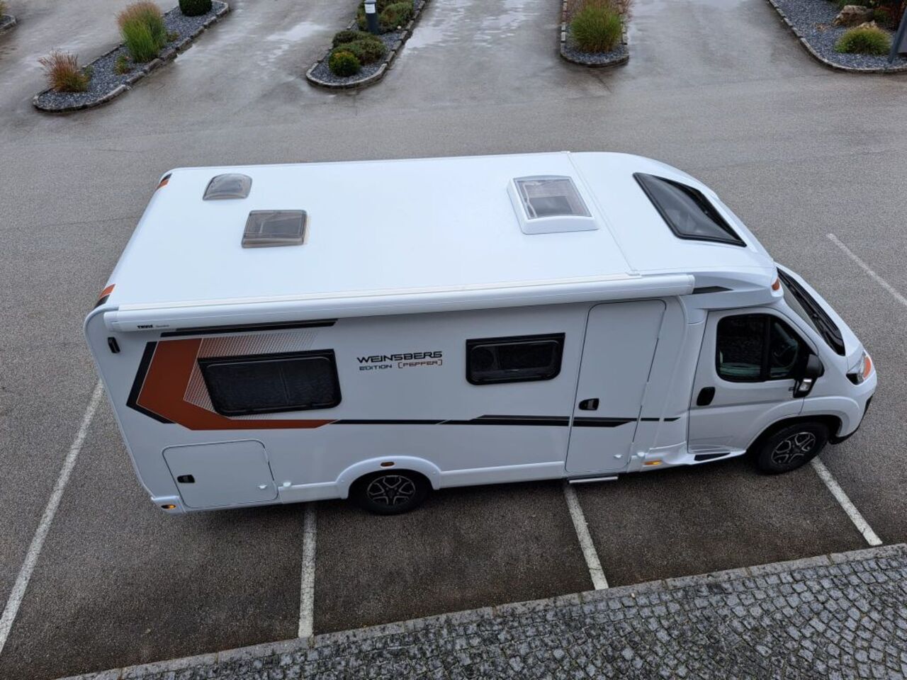 WEINSBERG 600 MF Ansicht 6 für Fahrzeugdetailseite