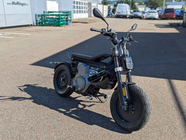 BMW CE 02 AM ABS am Vorderrad LED el. RÃ¼ckwÃ?&euro;rtsgang Ansicht 3 für Fahrzeugdetailseite