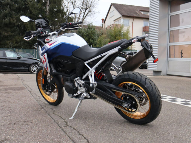 BMW F 900 GS GS Trophy Keyless Ride Schaltassi Pro. Ansicht 9 für Fahrzeugdetailseite