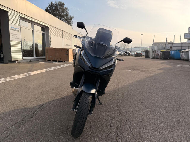 HONDA NT 1100A Top Zustand inkl Koffer ABS Heizgriffe Ansicht 4 für Fahrzeugdetailseite