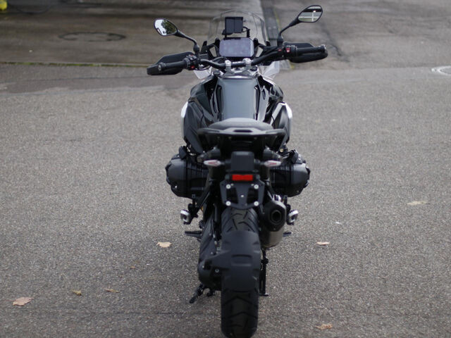 BMW R 1300 GS Triple Black Tour-/Dynamik-/Inno-Paket Ansicht 8 für Fahrzeugdetailseite