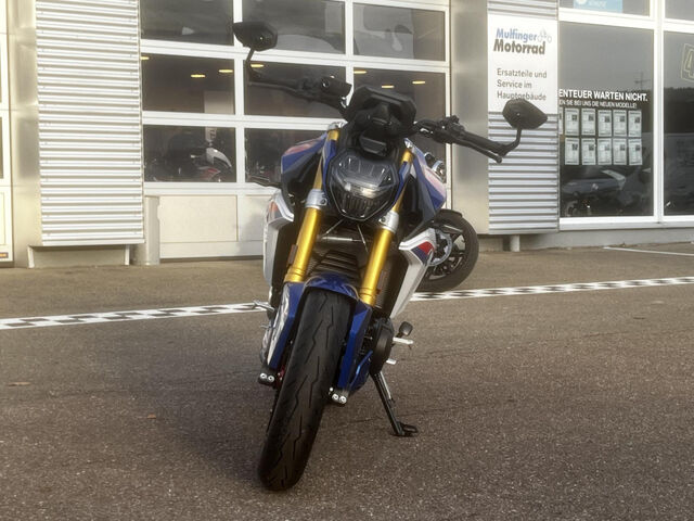 BMW F 900 R Style Sport Dynamik-/Komfort-Paket LED ABS Ansicht 3 für Fahrzeugdetailseite