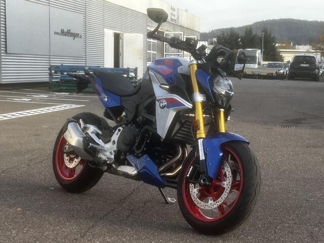BMW F 900 R Style Sport Dynamik-/Komfort-Paket LED ABS Ansicht 4 für Fahrzeugdetailseite