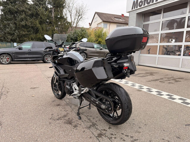 BMW F 900 XR Triple Black Aktiv-/Komfort-/Touren-Paket Ansicht 9 für Fahrzeugdetailseite