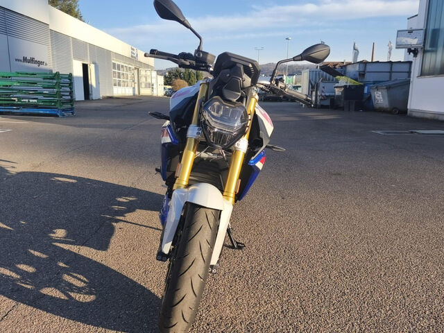 BMW F 900 R Style Sport Aktiv-/Dynamik-/Touren-/Komfor Ansicht 3 für Fahrzeugdetailseite